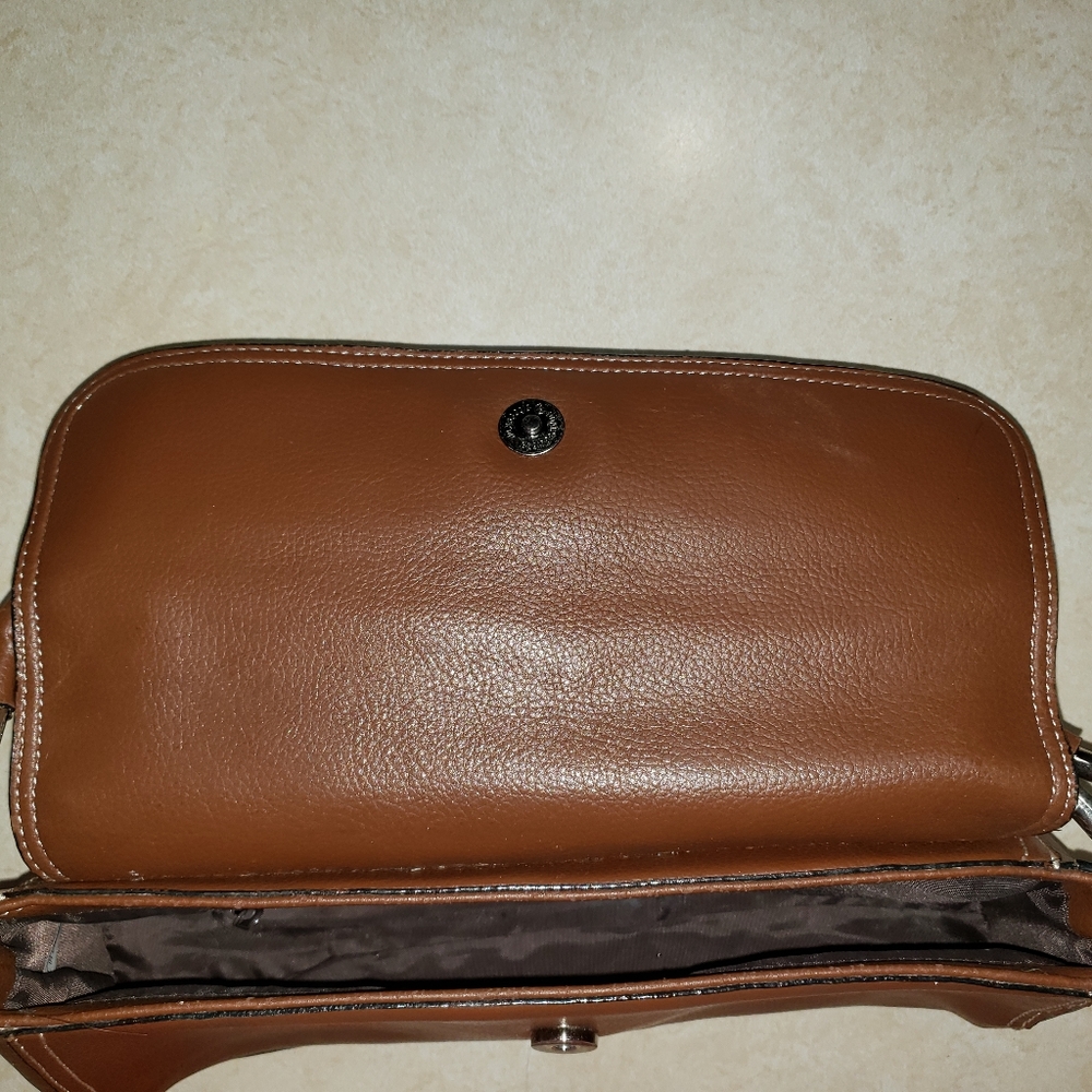 Prada - Picture 4 of 5